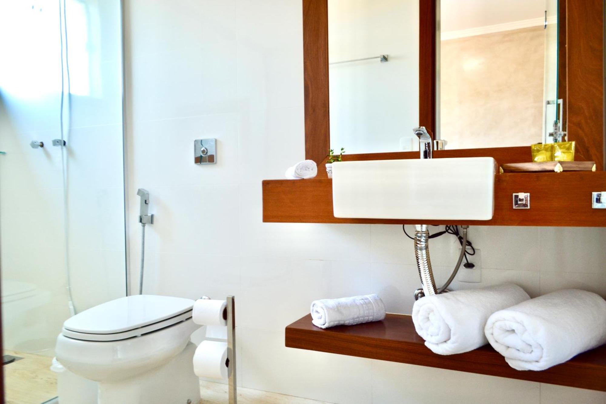 Lara'S Home Suites Capitolio Ngoại thất bức ảnh